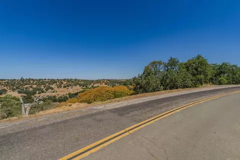 3721 Dunn Rd, Valley Springs, CA 95252