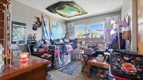 Bedroom - 445 Northgate Dr, Manteca, CA 95336 photo 4 of 4