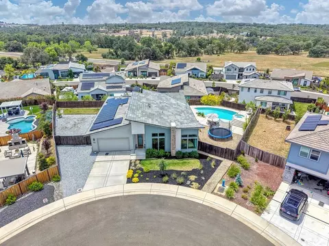 200 Pryor Ct, Rescue, CA 95672