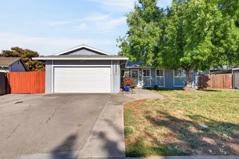 9325 Terra Linda Dr, Elk Grove, CA 95624