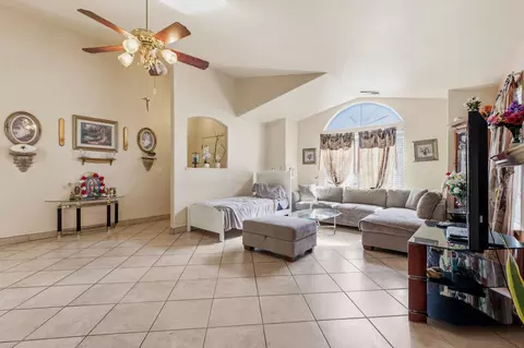 Living - 237 Yosemite Meadows Dr, Modesto, CA 95357 photo 1 of 1
