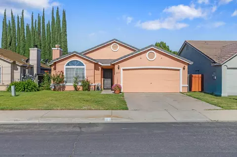 237 Yosemite Meadows Dr, Modesto, CA 95357