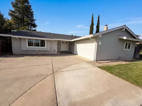 6840 Oaklawn Way, Fair Oaks, CA 95628