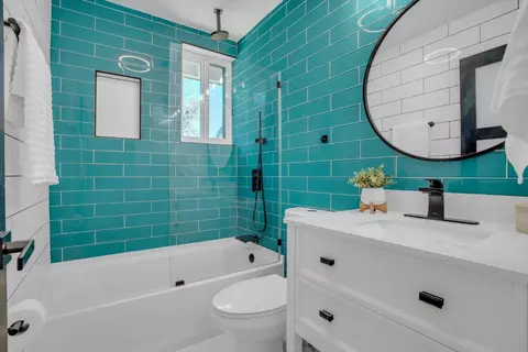 Bath - 565 E Angela St, Pleasanton, CA 94566 photo 1 of 3