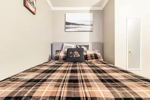 Bedroom - 33840 Upper Leland Rd #B, Pinecrest, CA 95364 photo 4 of 4