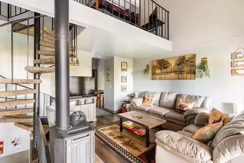 Living - 33840 Upper Leland Rd #B, Pinecrest, CA 95364 photo 5 of 5