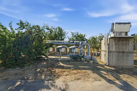 18401 S Carrolton, Ripon, CA 95366 photo 31