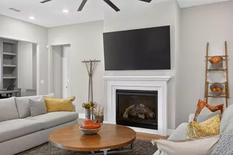 Living - 1649 Donner Ln, Lincoln, CA 95648 photo 2 of 2