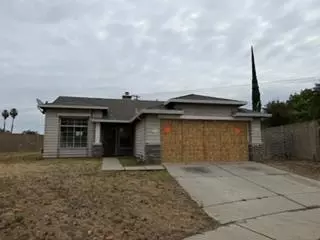 Exterior - 1299 Moonlight Dr, Ceres, CA 95307 photo 2 of 7