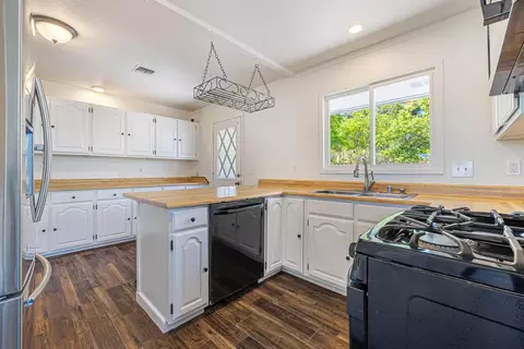 Kitchen - 6560 Agape Ct, Placerville, CA 95667 photo 5 of 7