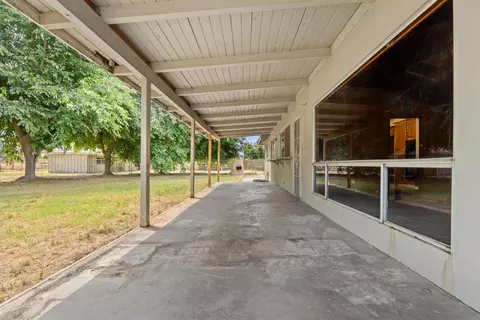 Exterior - 3460 Roselle Ave, Modesto, CA 95355 photo 9 of 17