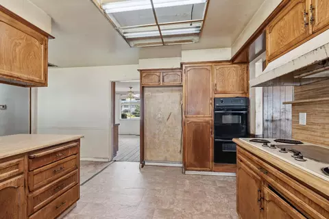 Kitchen - 3460 Roselle Ave, Modesto, CA 95355 photo 2 of 2