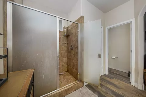 Bath - 21187 E Rose Clover Ln, Linden, CA 95236 photo 4 of 4
