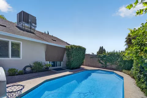 Exterior - 1417 Remington Pl, Modesto, CA 95358 photo 8 of 15