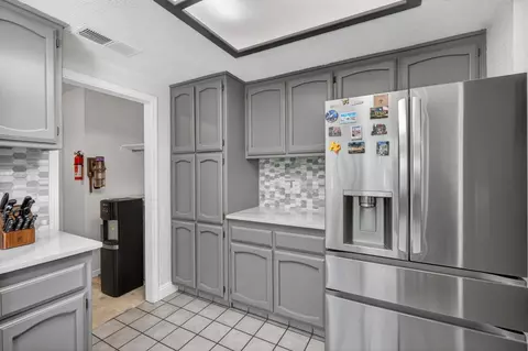 Kitchen - 1417 Remington Pl, Modesto, CA 95358 photo 6 of 6