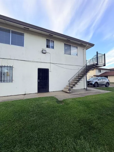 1402 Occidental #4, Stockton, CA 95203