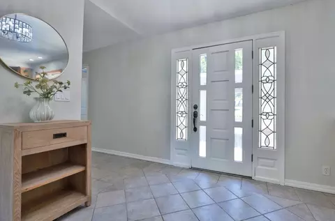Entry Way - 5300 Earnshaw Way, Placerville, CA 95667 photo 1 of 3