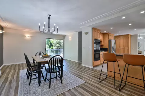 Dining - 5300 Earnshaw Way, Placerville, CA 95667 photo 1 of 4