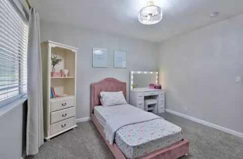 Bedroom - 5300 Earnshaw Way, Placerville, CA 95667 photo 5 of 7