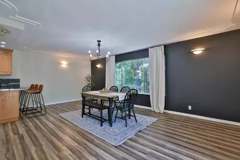 Dining - 5300 Earnshaw Way, Placerville, CA 95667 photo 2 of 4