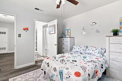 Bedroom - 221 W 1st St, Ripon, CA 95366 photo 2 of 3