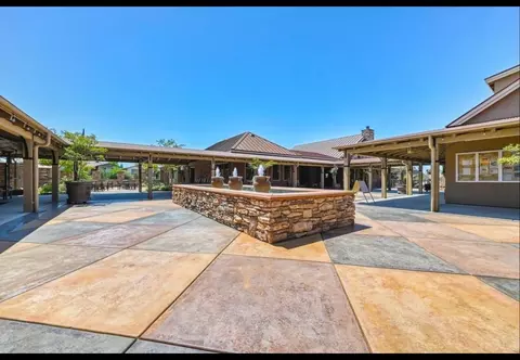 View/Area - 2940 Laredo Dr, Rocklin, CA 95765 photo 2 of 3