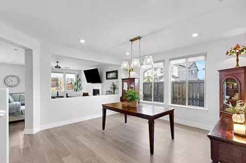 Dining - 2940 Laredo Dr, Rocklin, CA 95765 photo 1 of 3