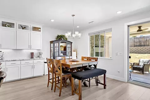 Dining - 2940 Laredo Dr, Rocklin, CA 95765 photo 3 of 3
