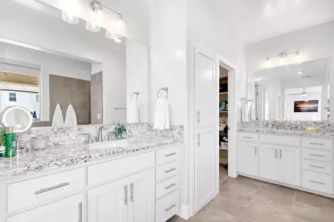 Bath - 2940 Laredo Dr, Rocklin, CA 95765 photo 7 of 8