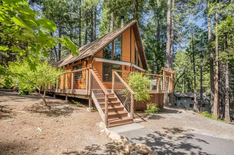 3918 Apache Rd, Dorrington, CA 95223