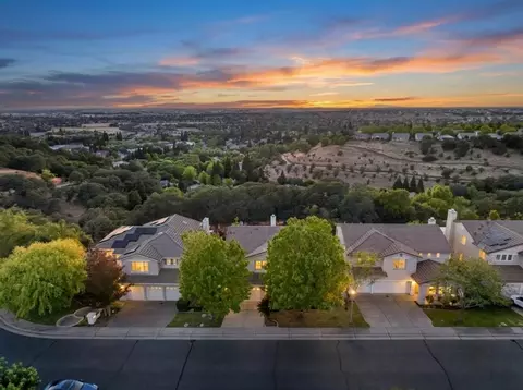 3006 Fox Hill Dr, Rocklin, CA 95765