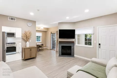 977 Warburton Ave #301, Santa Clara, CA 95050