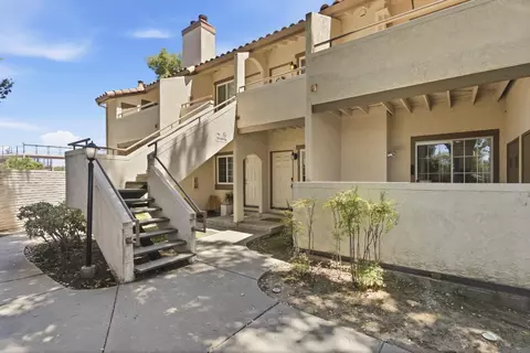 977 Warburton Ave #301, Santa Clara, CA 95050