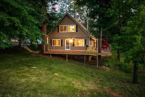 14109 Judy Ln, Grass Valley, CA 95945