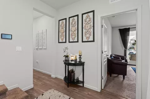 Entry Way - 118 Chickadee Ln, Gilroy, CA 95020 photo 3 of 10