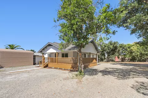 Exterior - 406 2nd St, Arbuckle, CA 95912 photo 13 of 15
