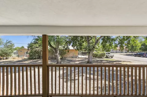 Exterior - 406 2nd St, Arbuckle, CA 95912 photo 4 of 15