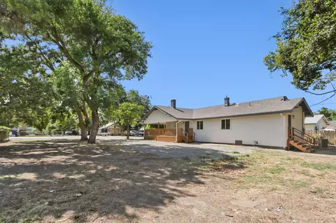 Exterior - 406 2nd St, Arbuckle, CA 95912 photo 8 of 15