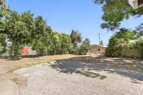 Exterior - 406 2nd St, Arbuckle, CA 95912 photo 6 of 15