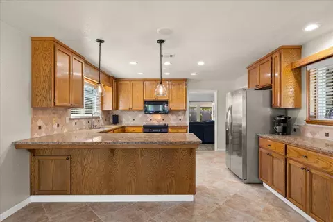 374 April Way, Manteca, CA 95336 photo 15