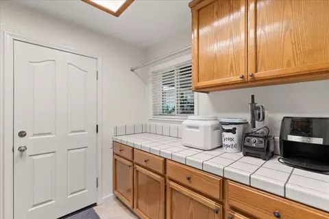 374 April Way, Manteca, CA 95336 photo 29