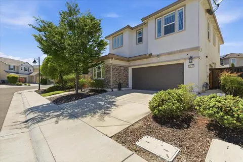 1630 Lion St, Rocklin, CA 95765