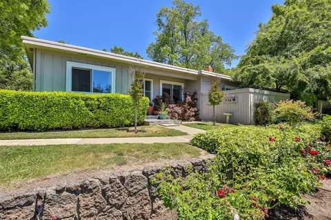 936 Commons Dr, Sacramento, CA 95825