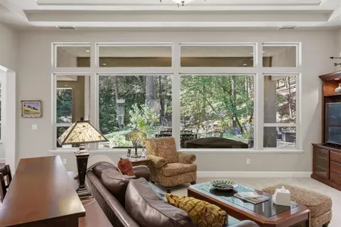 Living - 4550 Newtown Rd, Placerville, CA 95667 photo 1 of 4