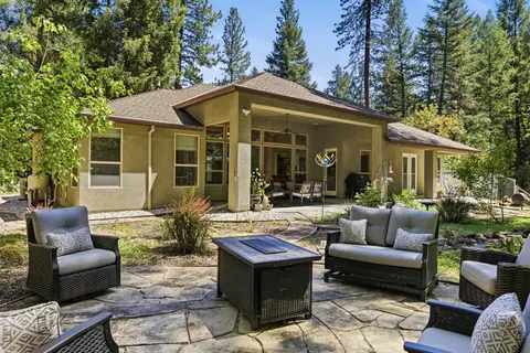 Exterior - 4550 Newtown Rd, Placerville, CA 95667 photo 4 of 12