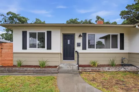 Exterior - 1042 Grove Ave, Gustine, CA 95322 photo 4 of 7