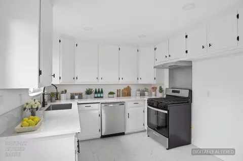 Kitchen - 1042 Grove Ave, Gustine, CA 95322 photo 4 of 5