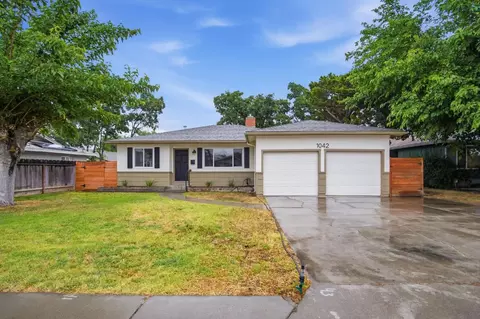 1042 Grove Ave, Gustine, CA 95322