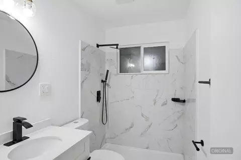 Bath - 1042 Grove Ave, Gustine, CA 95322 photo 4 of 4