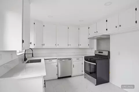 Kitchen - 1042 Grove Ave, Gustine, CA 95322 photo 5 of 5
